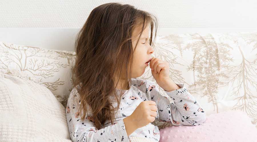 Tout savoir sur la coqueluche : causes, symptômes et prévention