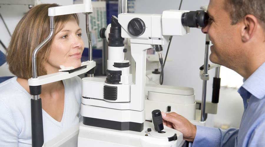L'examen de la vue chez l'optométriste