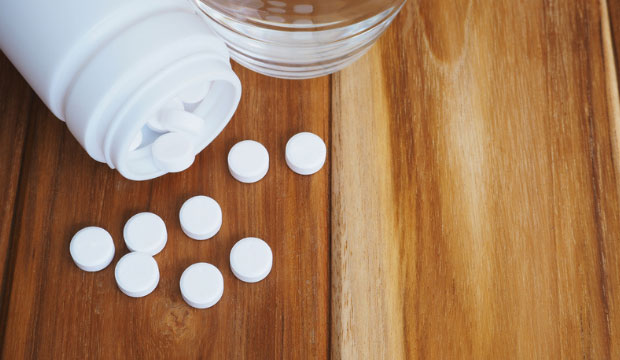 Différences entre l'ibuprofène, l'acétaminophène et l'acide acétylsalicylique