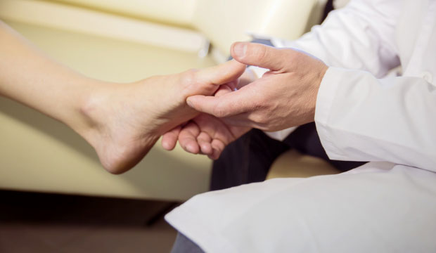 Le podiatre, le spécialiste du pied