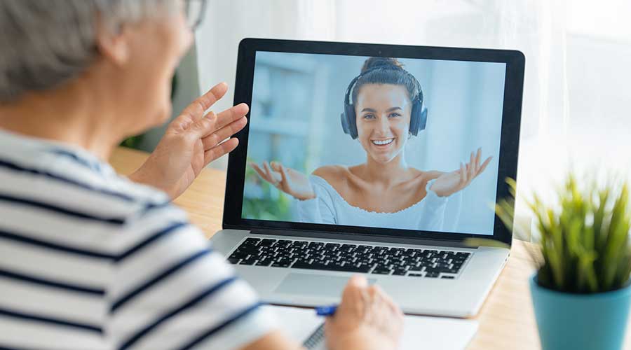 Comment le numérique transforme la vie des aînés