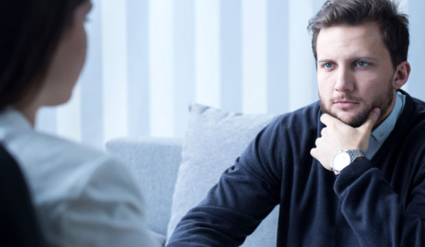 Qui peut porter le titre de psychothérapeute?