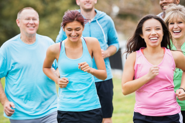 Plus de possibilités pour les jeunes, les femmes, les filles et les personnes 2ELGBTQI+ autochtones de faire du sport