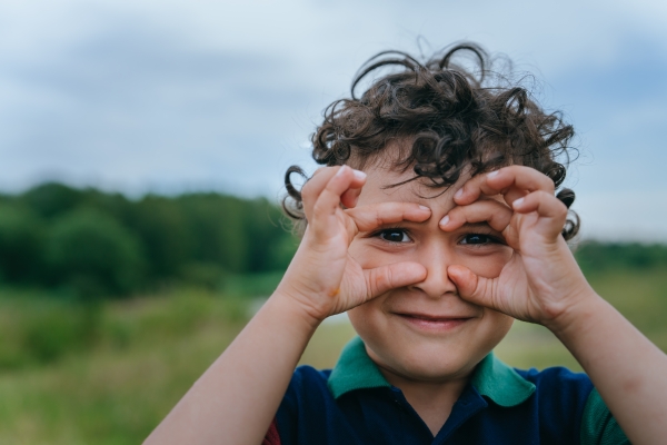 La Fondation des maladies de l’œil rappelle l’importance de la santé visuelle des enfants à la rentrée scolaire