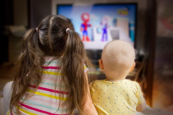 Une étude révèle l’ampleur de la publicité destinée aux enfants sur les emballages alimentaires au Canada