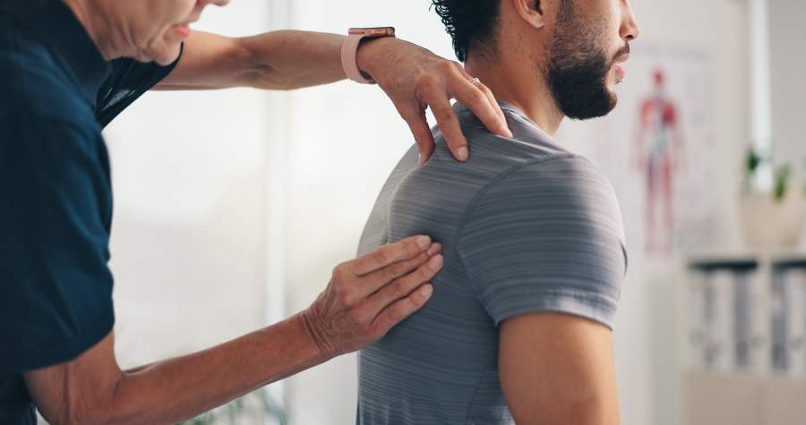 Les chiropraticiens réclament une modernisation de leur cadre législatif au Québec