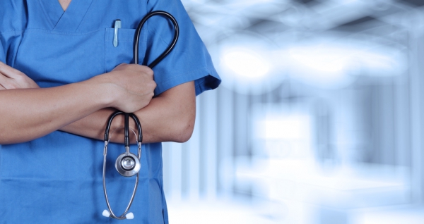 Ajustements salariaux non versés : La colère gagne les pharmaciens d'établissements