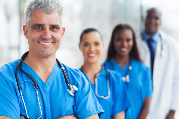 Le Collège des médecins du Québec fait preuve d'ouverture à l'égard des diplômés internationaux en médecine